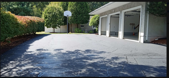 Why Are Some Parking Lots Lasting Twice as Long as Others? The Maintenance Habits That Make the Difference